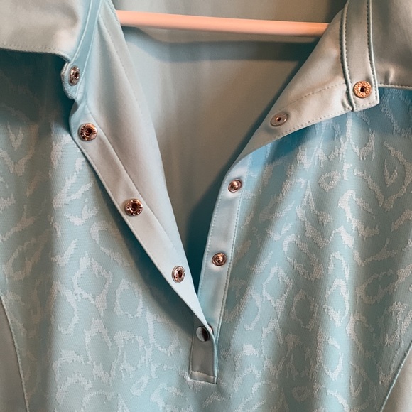 Chicos golf shirt, size two is a large - Picture 4 of 5